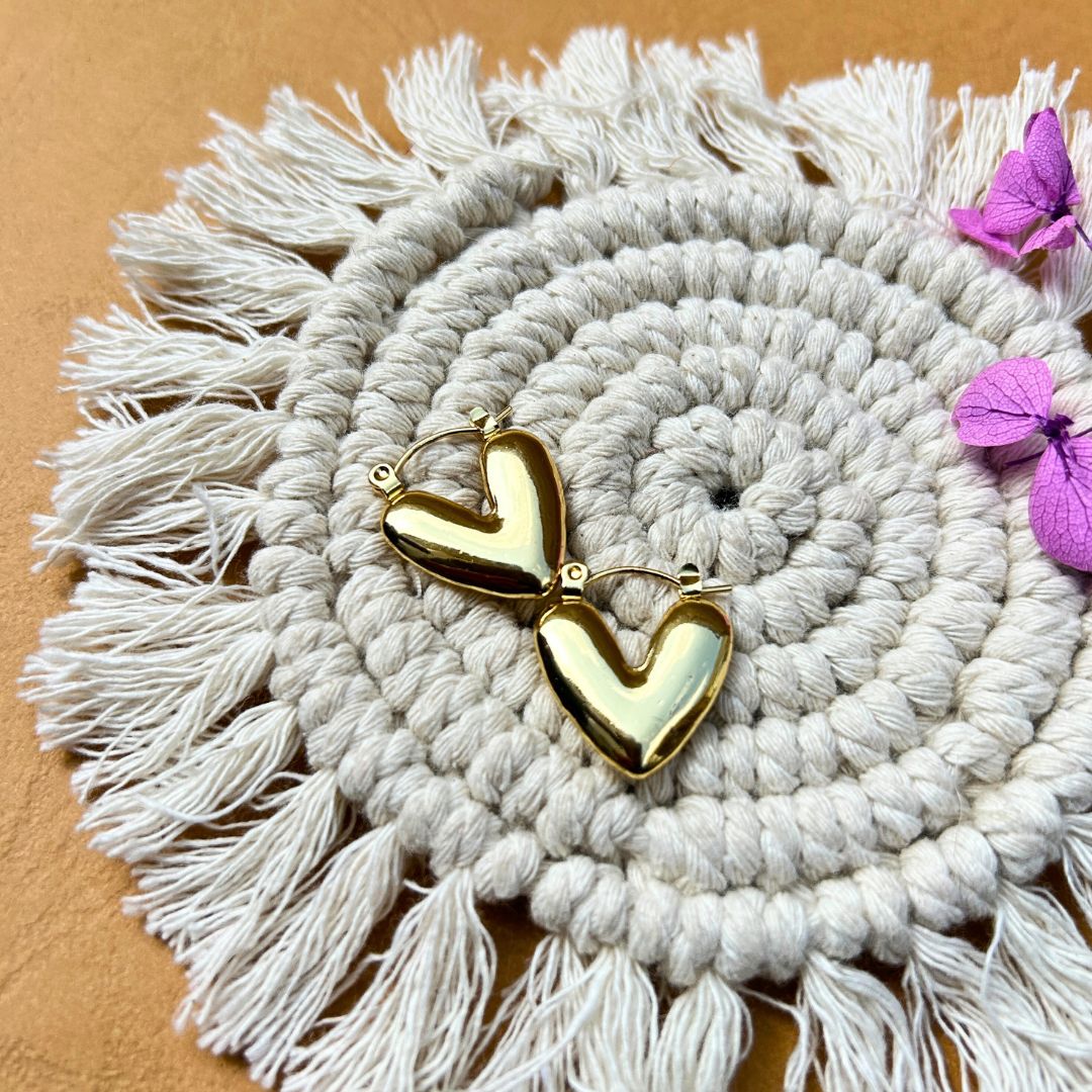 Anti-Tarnish Soft Edge Heart Stud Earrings